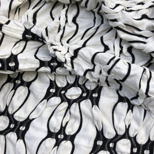 58" Rayon Spandex Lycra Stretch Ikat White & Black Floral Flower Jacquard Knit Fabric By the Yard - APC Fabrics