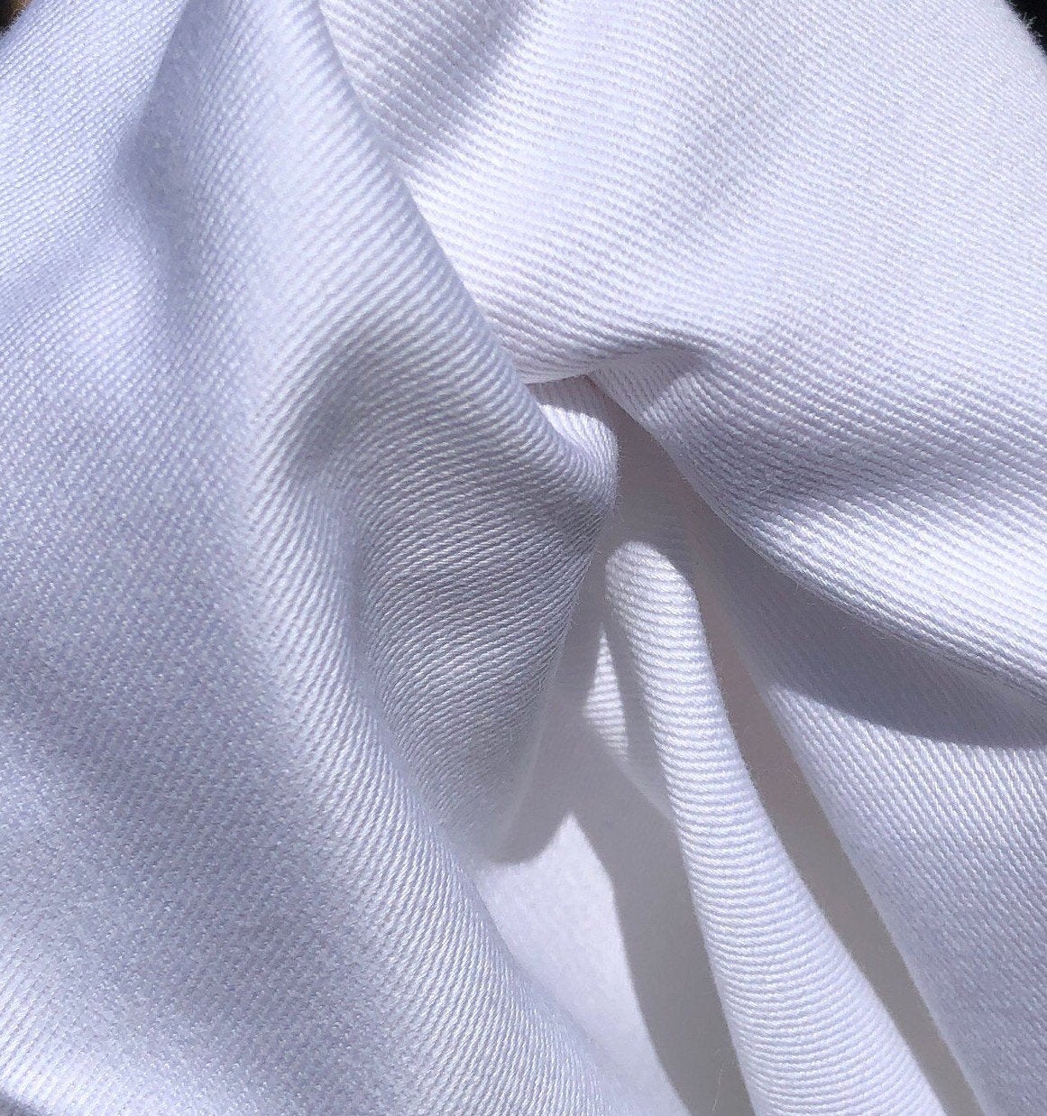 60 100% Cotton Twill 7 OZ Optic White Apparel Woven Fabric By the Yard